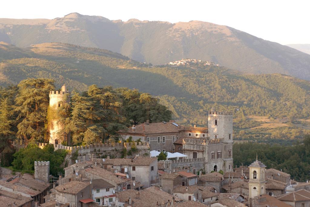 Orvinio Il Sorriso Dei Monti Bed & Breakfast エクステリア 写真