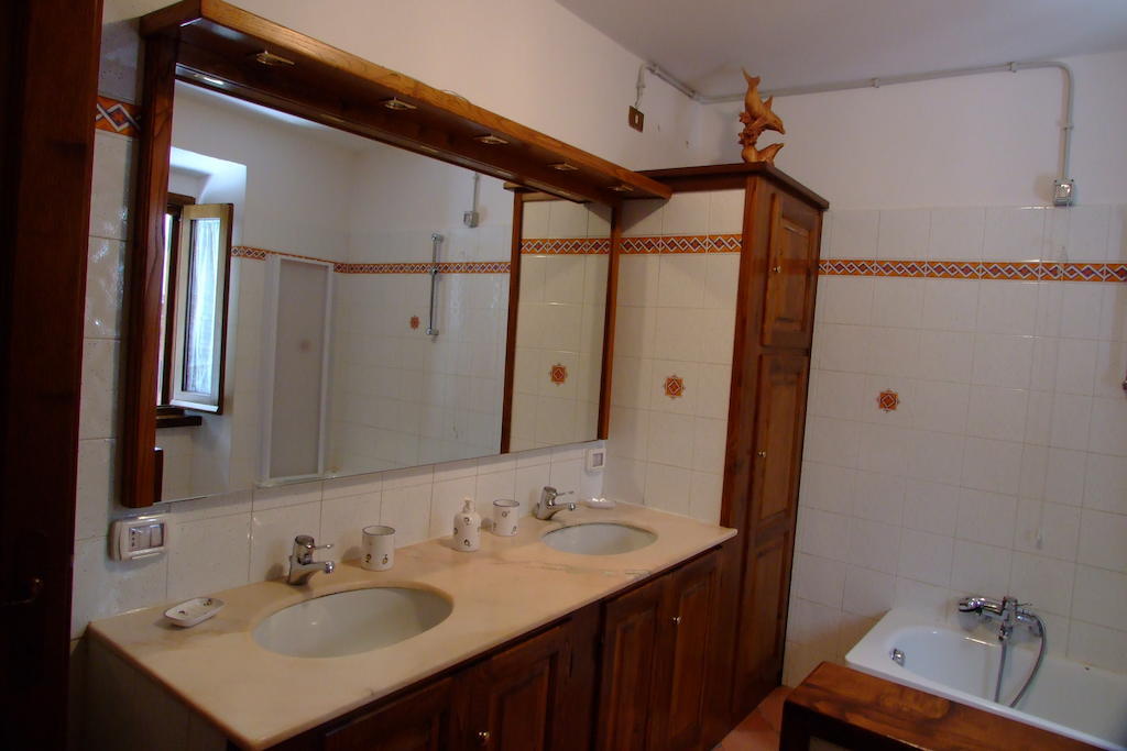 Orvinio Il Sorriso Dei Monti Bed & Breakfast エクステリア 写真